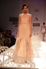 Model walk the ramp for Geisha show at the Day 1 on WIFW 2014 on 9th Oct 2013 (53)_52578a995934a.JPG